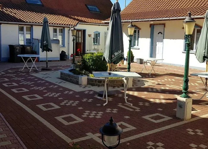 Hotel Logis - & Restaurant 